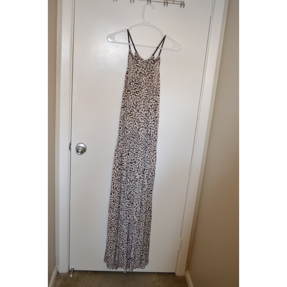 Bebe Maxi Dress  (FREE with $20 purchase)